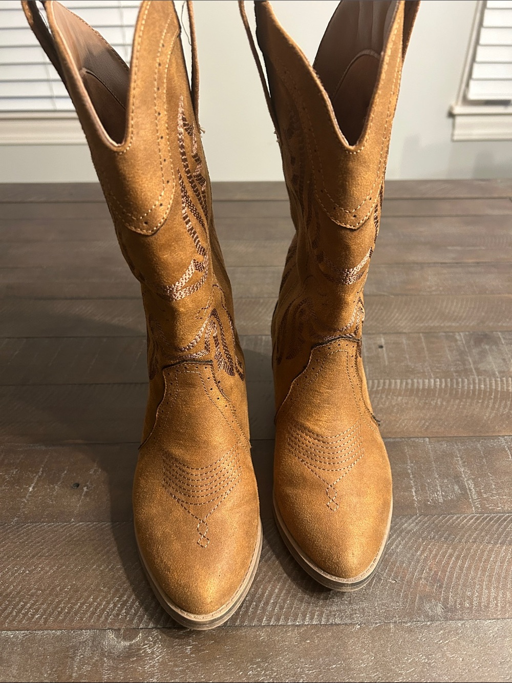 Sugar Tan Suede Western Heeled Boots